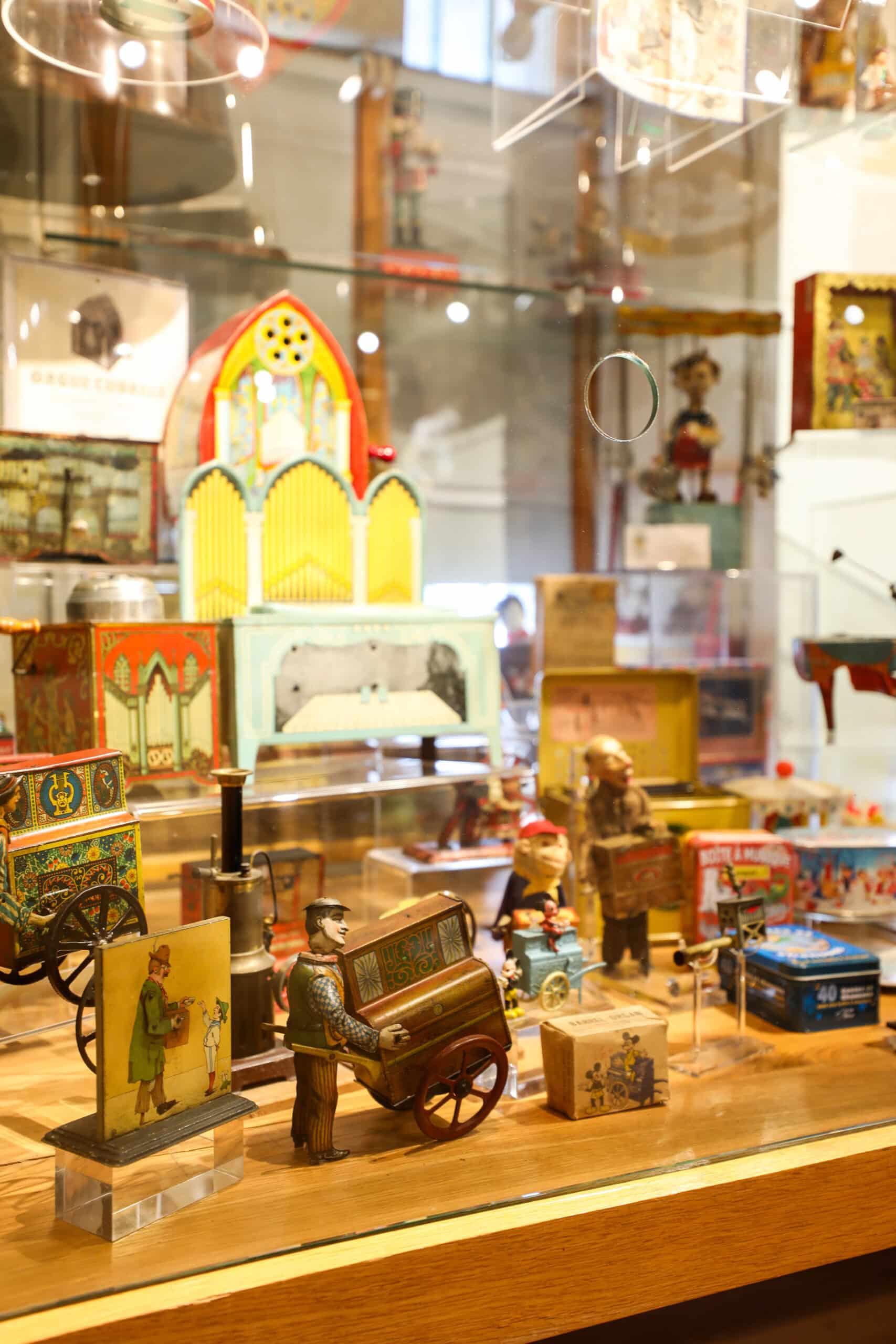Instruments au Musée de la Musique Mécanique des Gets